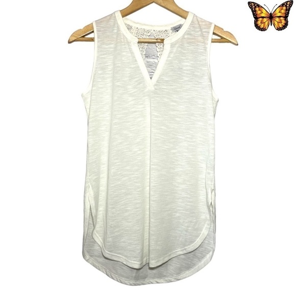 KISMET Victoria Lace Keyhole Back Notched Neck Top Size Extra Small - Picture 2 of 12